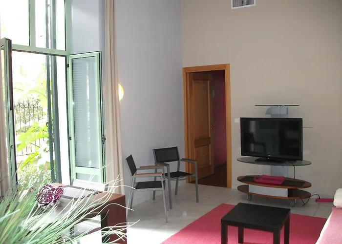 شقة بروبيرييت ليه 2 بلاجيه كان